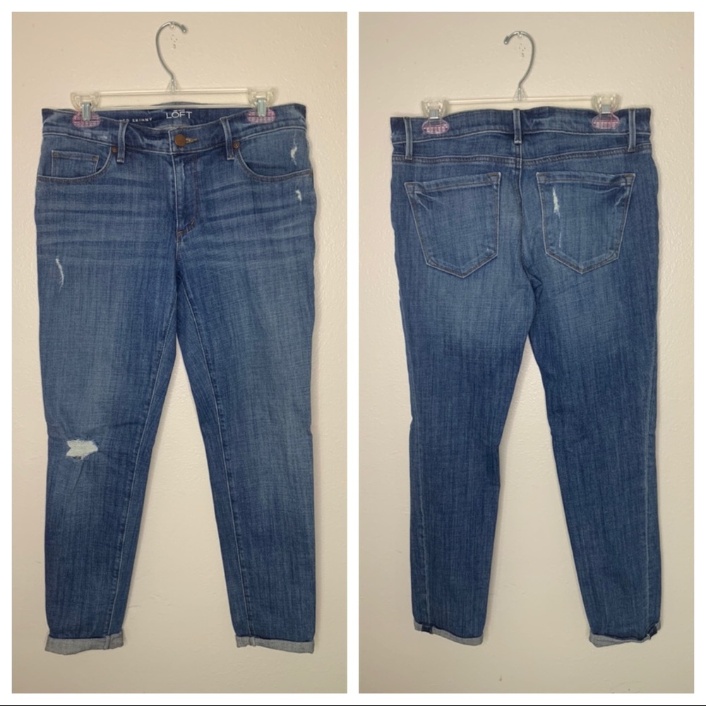 LOFT Relaxed Skinny Distressed Jeans 27/4